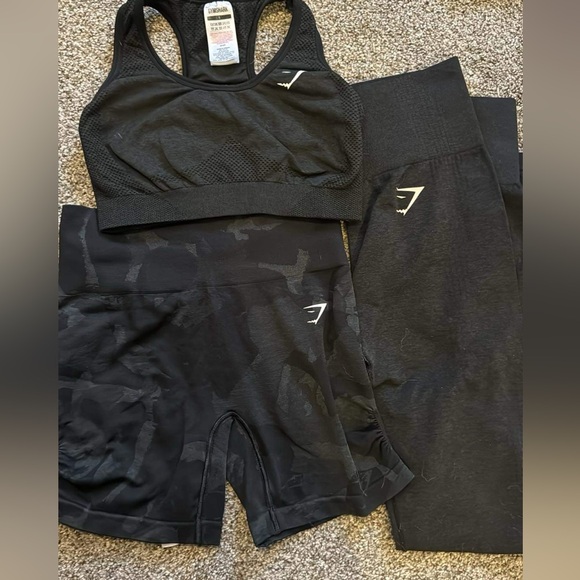 Gymshark Bundle - Picture 1 of 1